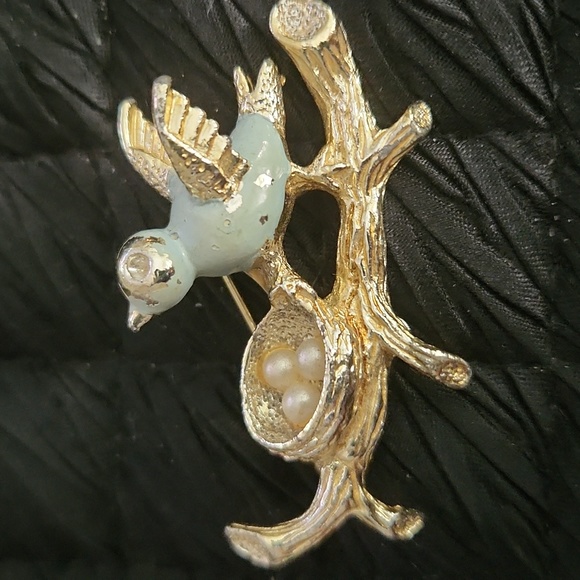 GERRYs signed Vintage from the 1960s. Blue Bird, faux pearl eggs Brooch - Picture 3 of 13